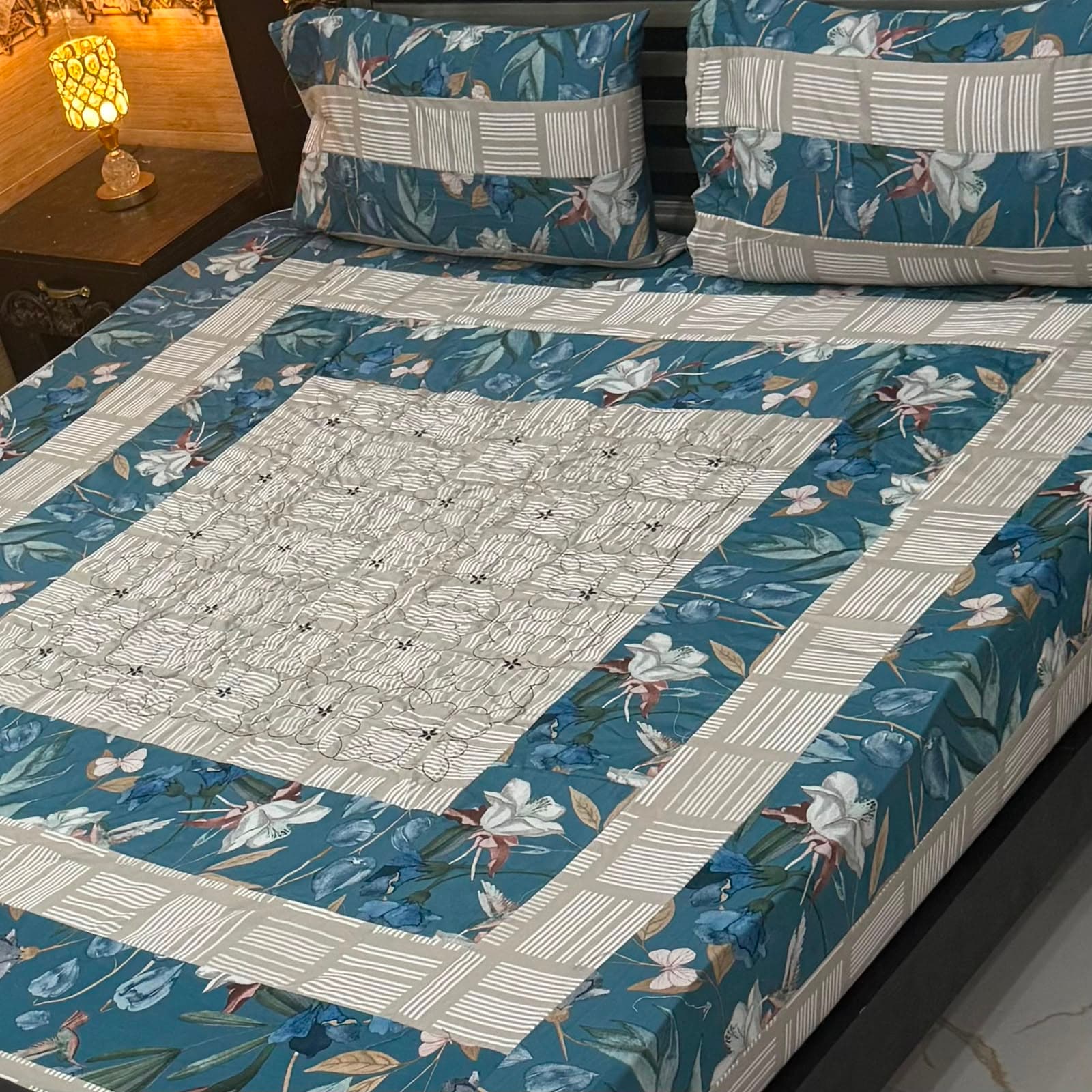 Luxury Printed Cotton Bedsheet Set - Design 16