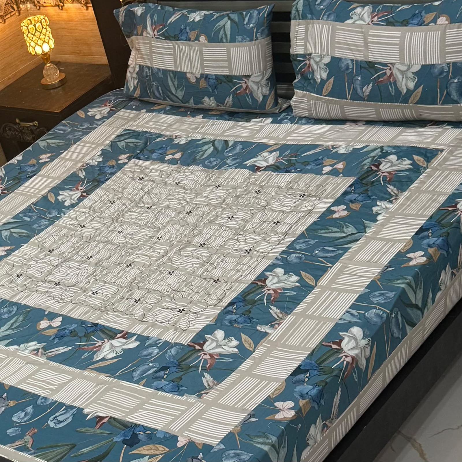 Luxury Printed Cotton Bedsheet Set - Design 16