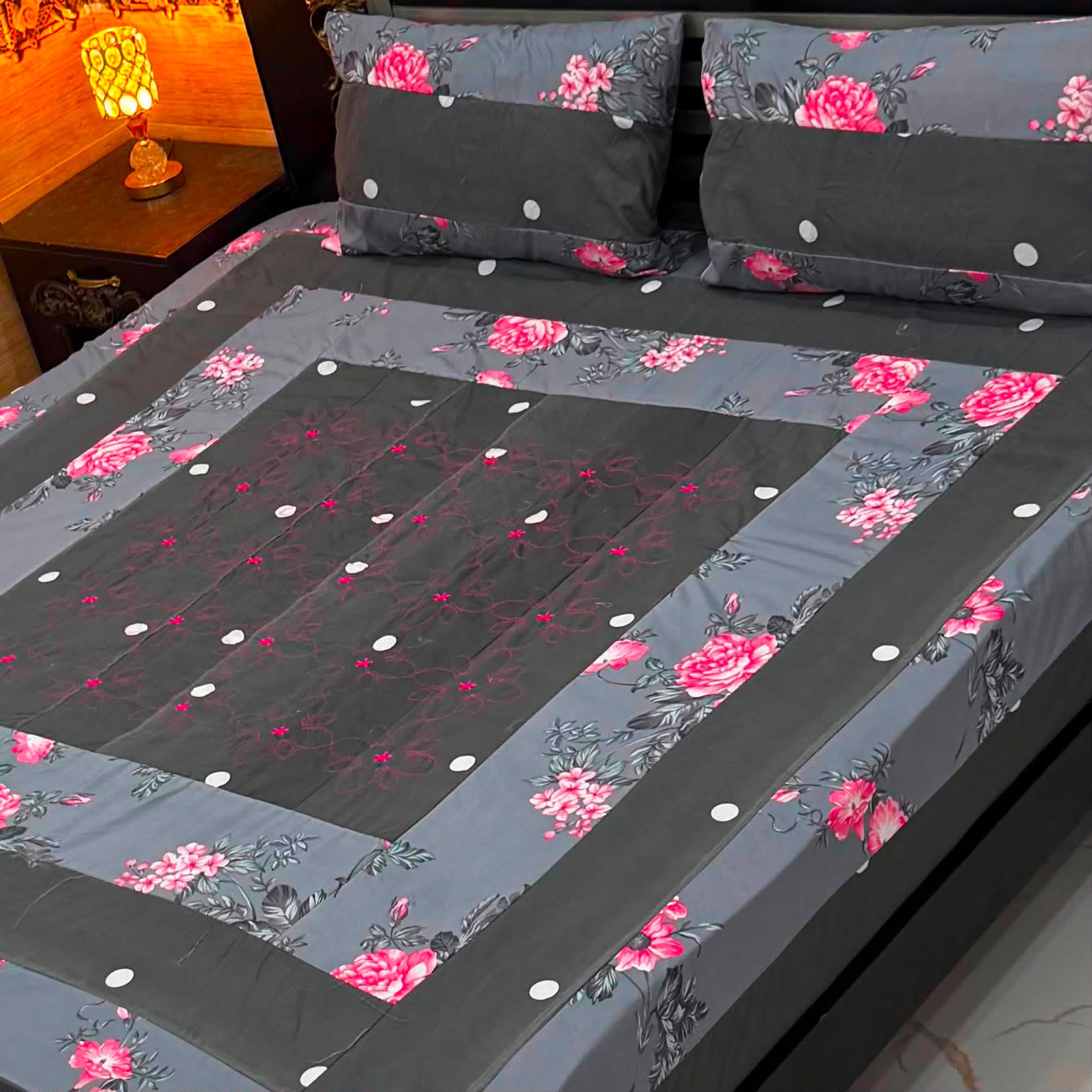 Luxury Printed Cotton Bedsheet Set - Design 22